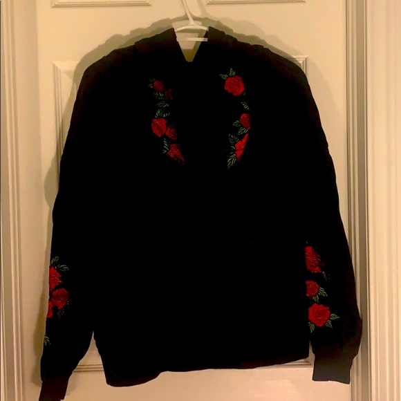L.A. Hearts hoodie in black with red roses - Picture 2 of 3